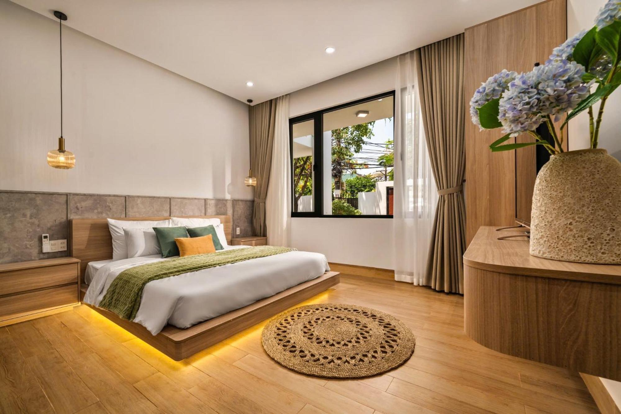 Luxurious 500M Villa, Private Pool, 300M To Beach Дананг Экстерьер фото