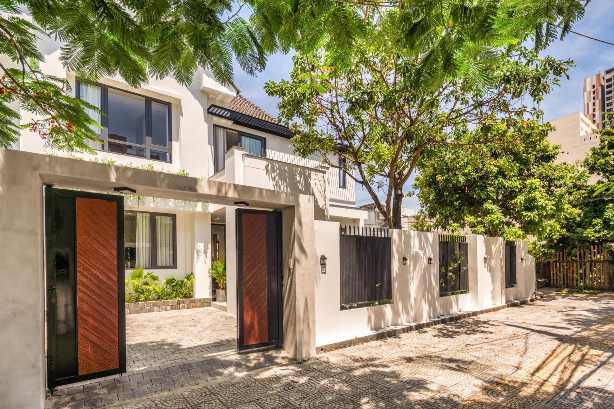 Luxurious 500M Villa, Private Pool, 300M To Beach Дананг Экстерьер фото